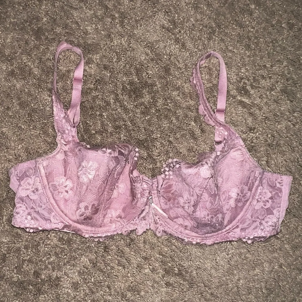 Cabernet couture lacey